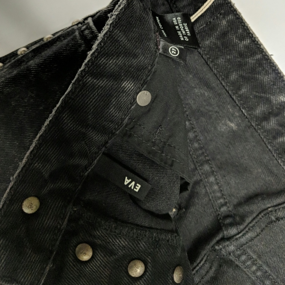 NWT GRLFRND denim eva studded black denim miniskirt, color stevi size 27 - Picture 7 of 10